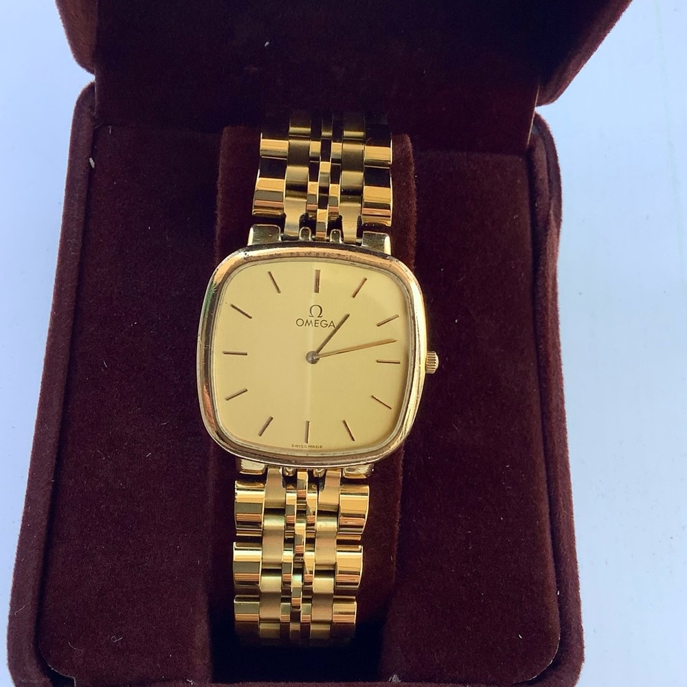 Authentic men’s Omega dress watch💛